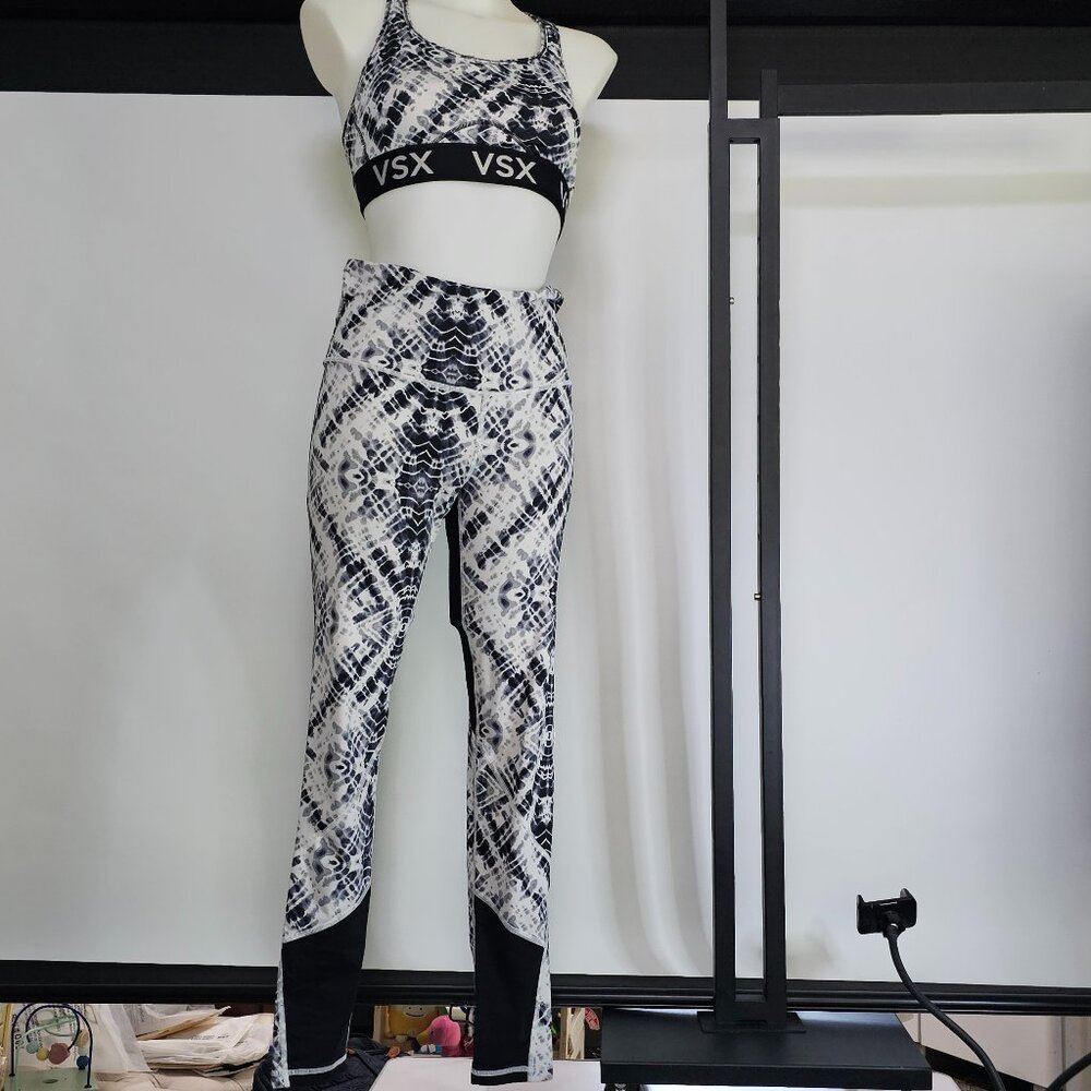 RARE Victoria’s Secret VSX Snake Print Sports Bra & Leggings Set – High-Waist, B